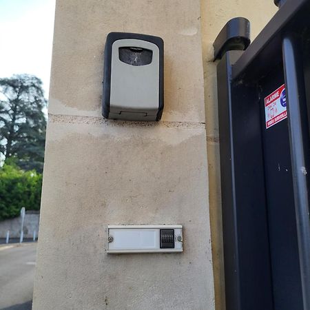 Bel Appartement Spacieux Et Confortable Idealement Situe Amboise Kültér fotó